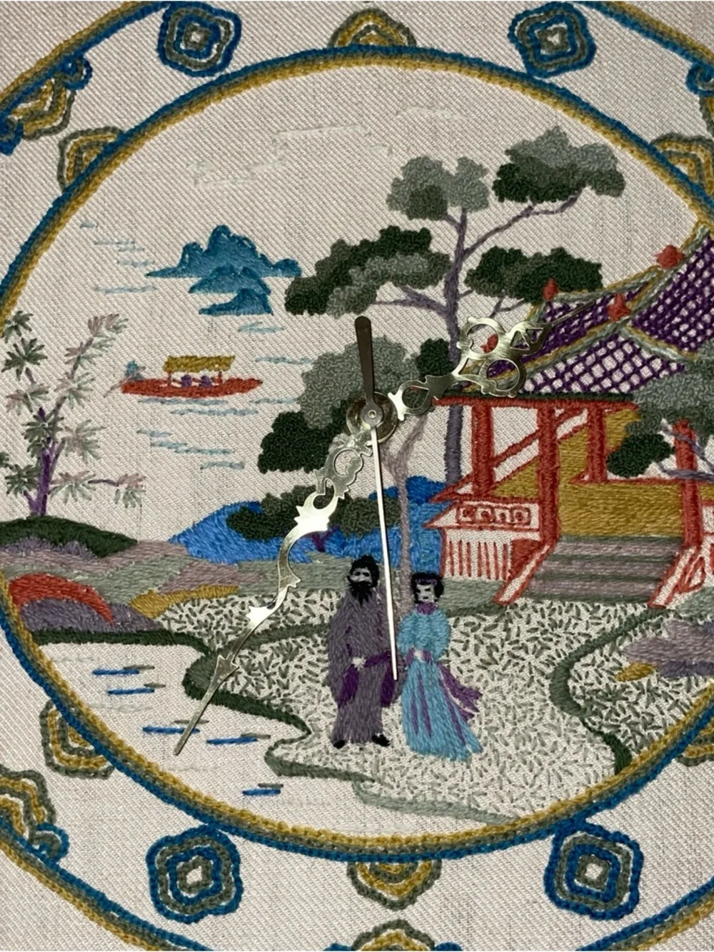 N/A elegant embroidered